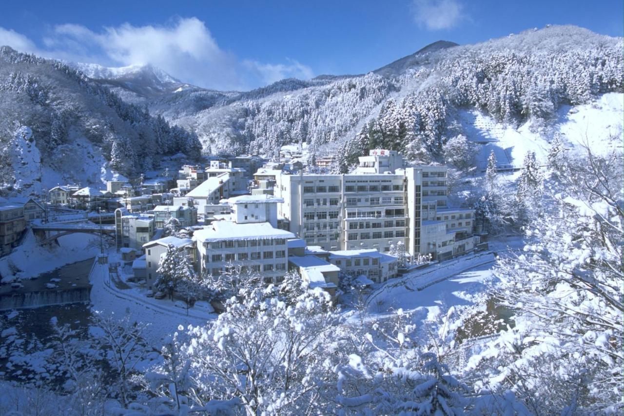 土湯温泉 やすらぎの宿 向瀧旅館 Fukushima  Exteriör bild
