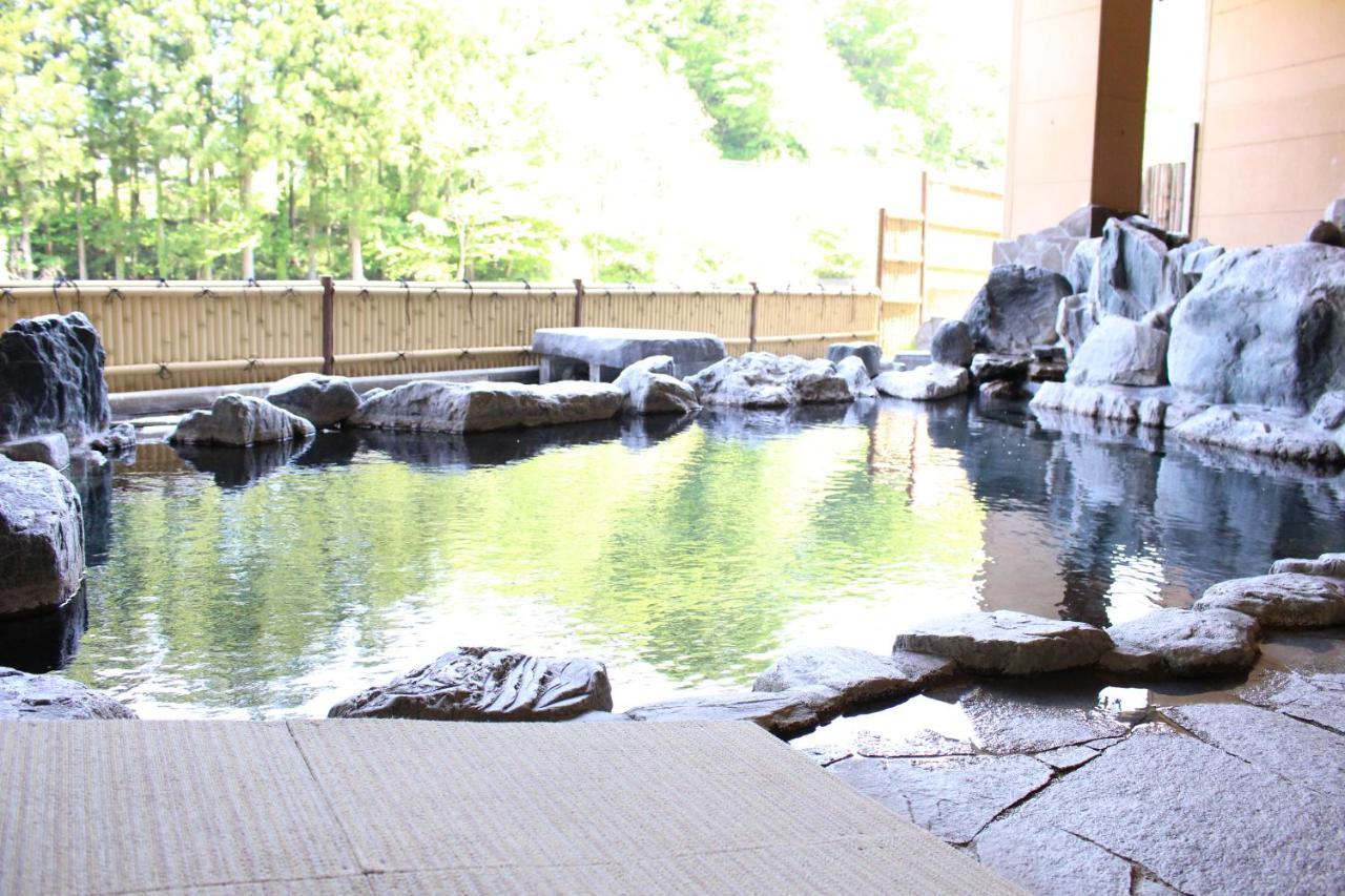 土湯温泉 やすらぎの宿 向瀧旅館 Fukushima  Exteriör bild